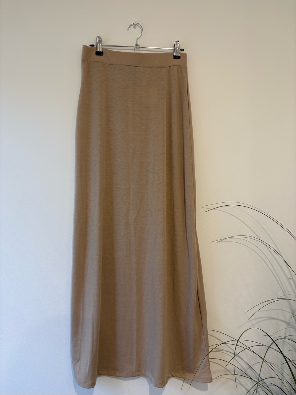 UK2LA Beige-Taupe Maxi Skirt